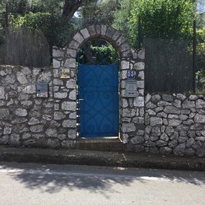 Meet your Posher, Franca